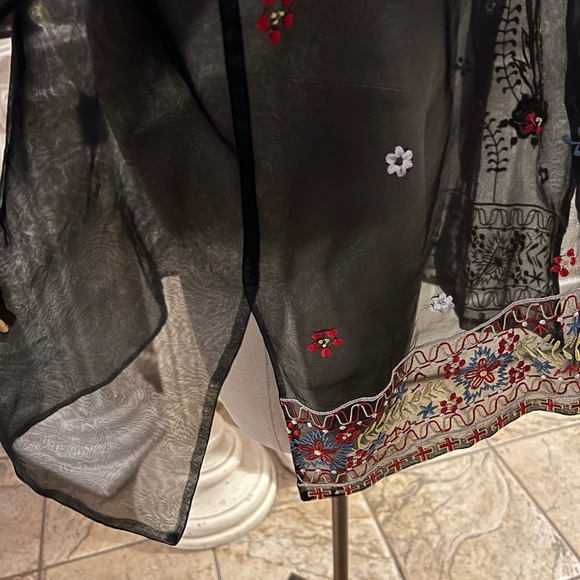 Vintage Donna Vinci Sheer Polyester Embroidery Blouse/Top - Picture 7 of 10